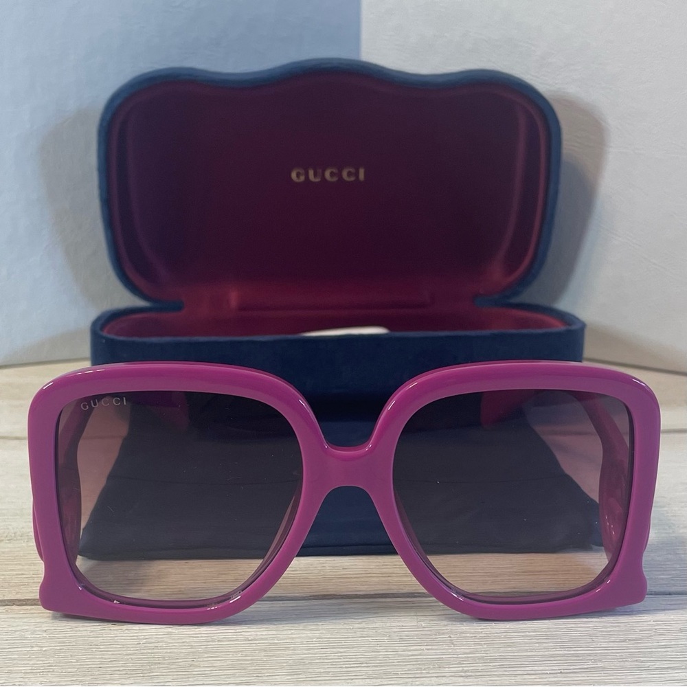 New Gucci Fuschia Violet Oversized Square Sunglasses Full inclusion